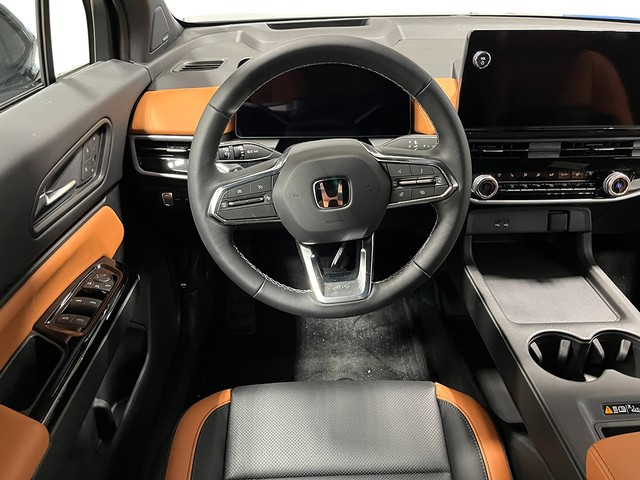 Honda Prologue Vehicle Full-screen Gallery Image 18