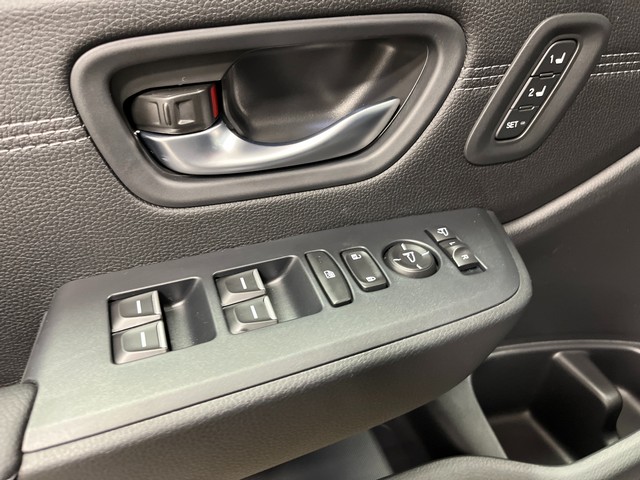 Honda Pilot Vehicle Full-screen Gallery Image 16