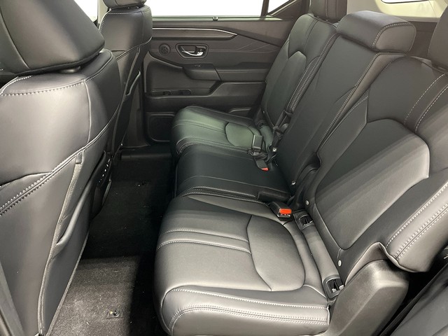 Honda Pilot Vehicle Full-screen Gallery Image 26