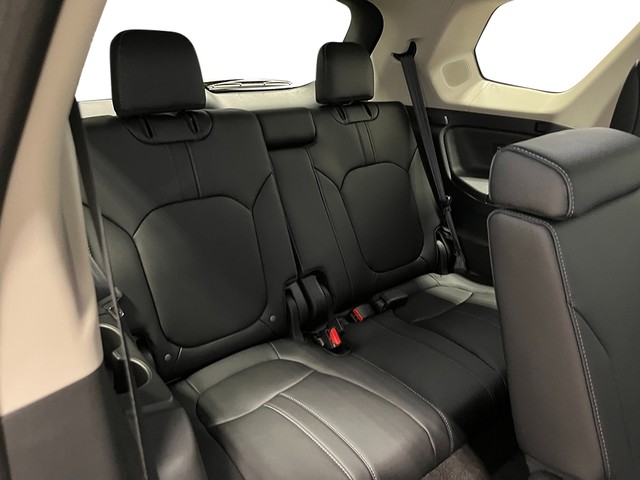 Honda Pilot Vehicle Full-screen Gallery Image 29