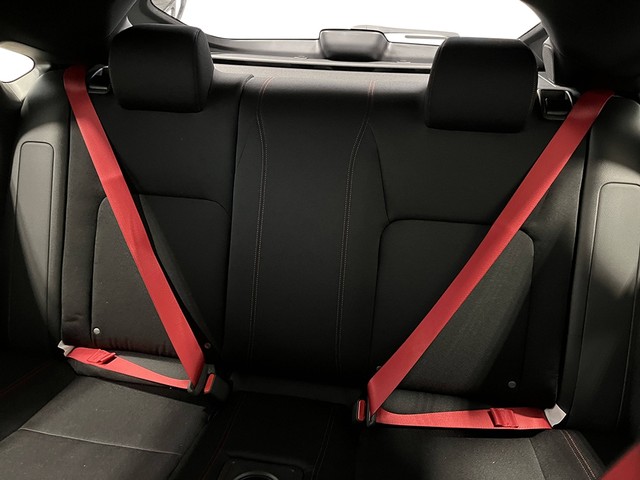 Honda Civic Type R Vehicle Full-screen Gallery Image 25