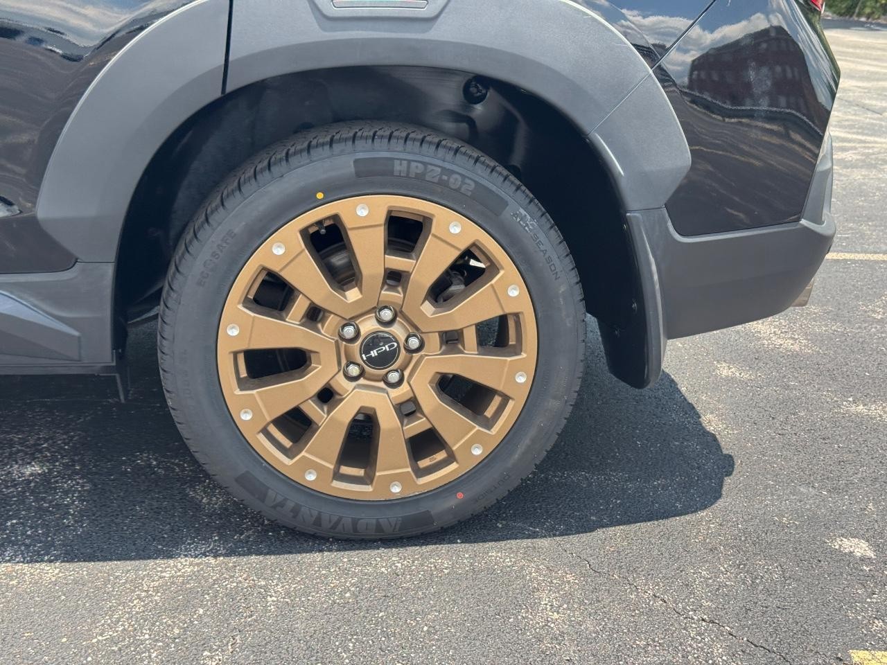Honda Passport Vehicle Full-screen Gallery Image 08
