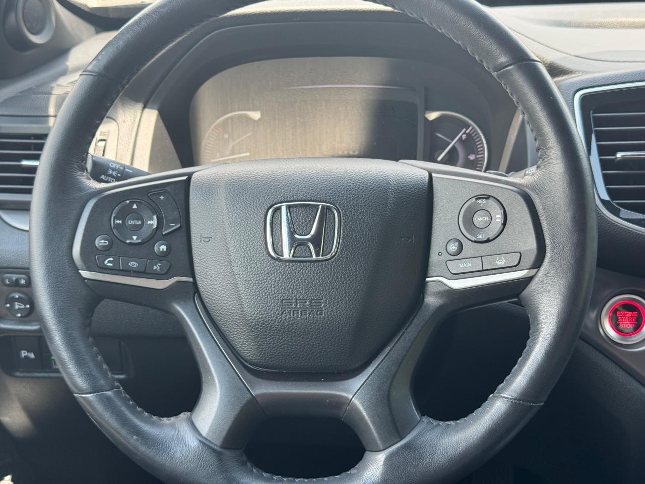 Honda Passport Vehicle Full-screen Gallery Image 13