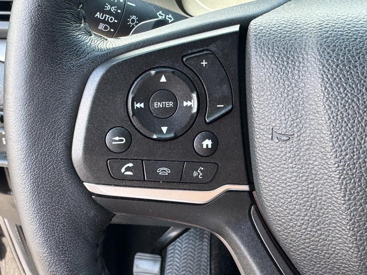 Honda Passport Vehicle Full-screen Gallery Image 22