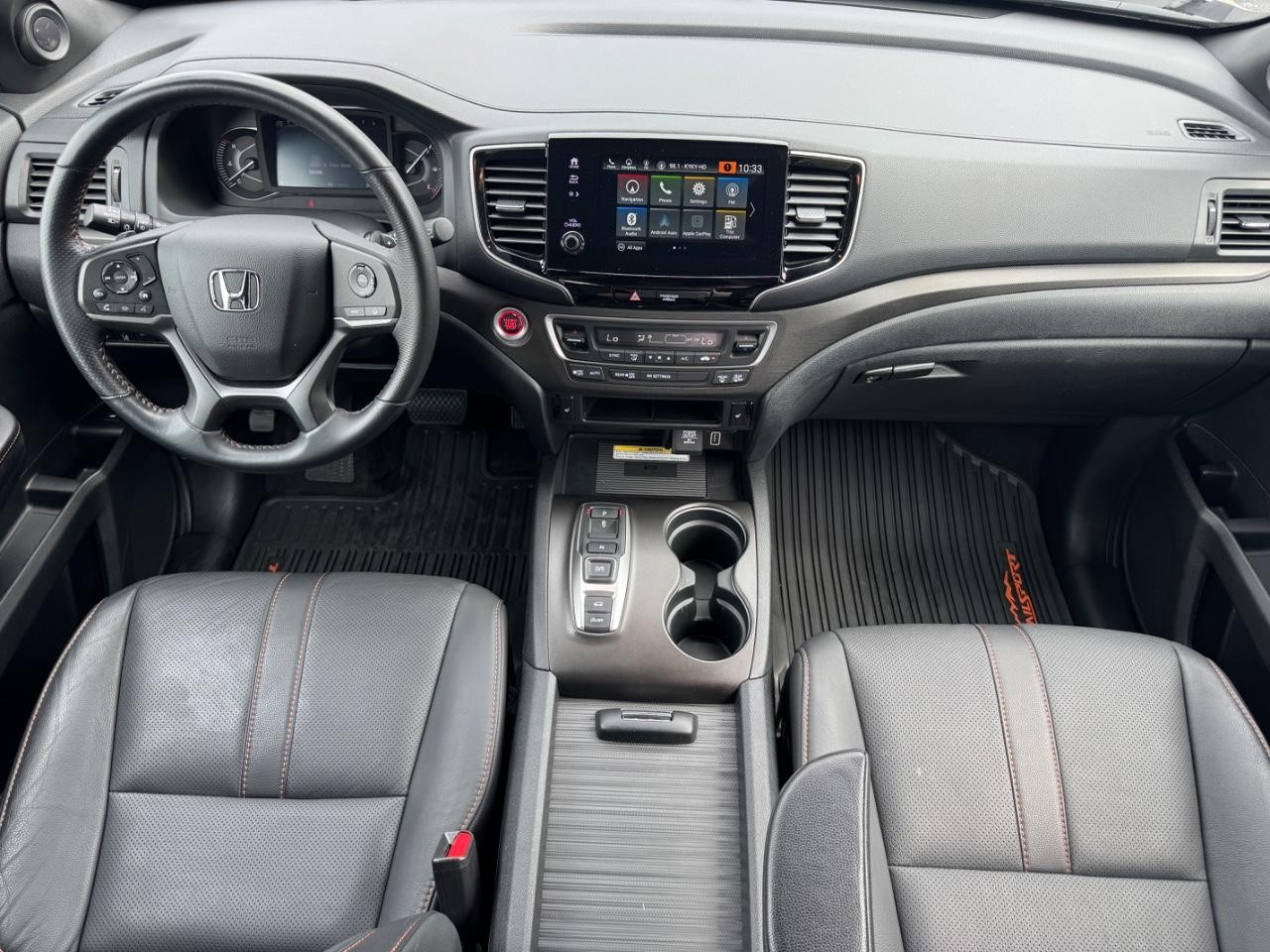 Honda Passport Vehicle Full-screen Gallery Image 12