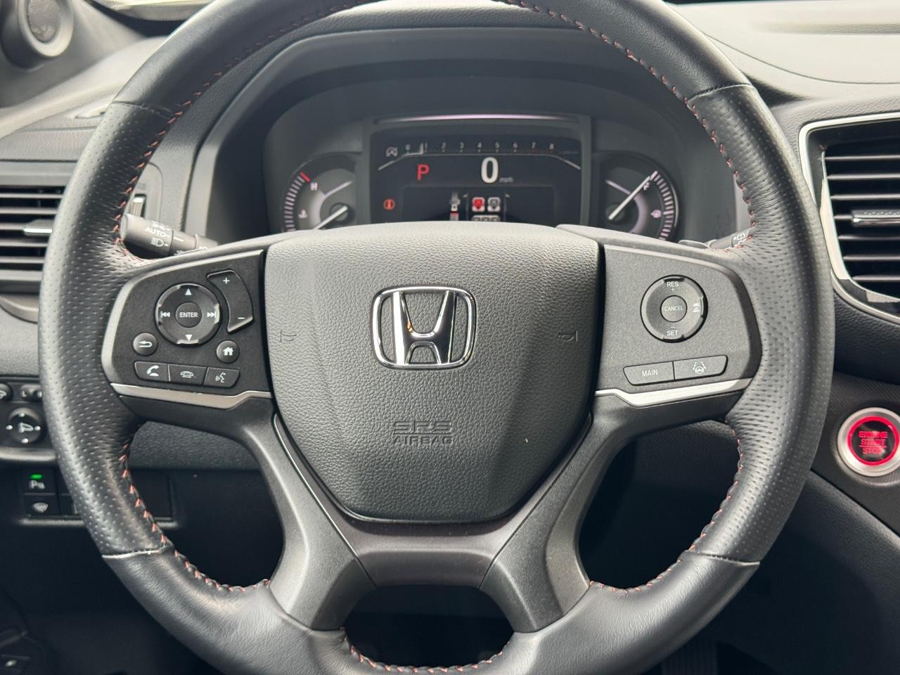 Honda Passport Vehicle Full-screen Gallery Image 13