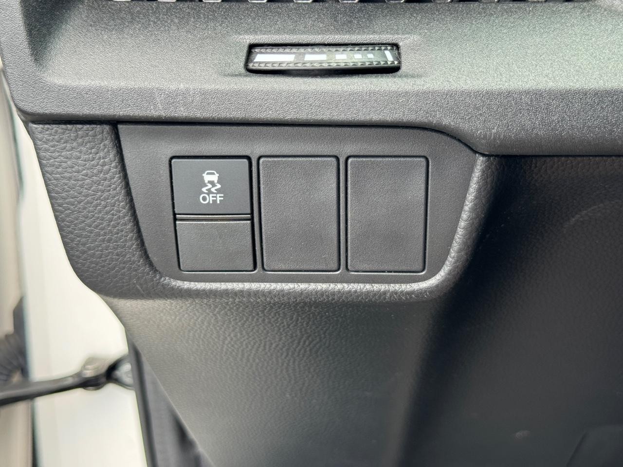 Honda CR-V Vehicle Full-screen Gallery Image 24
