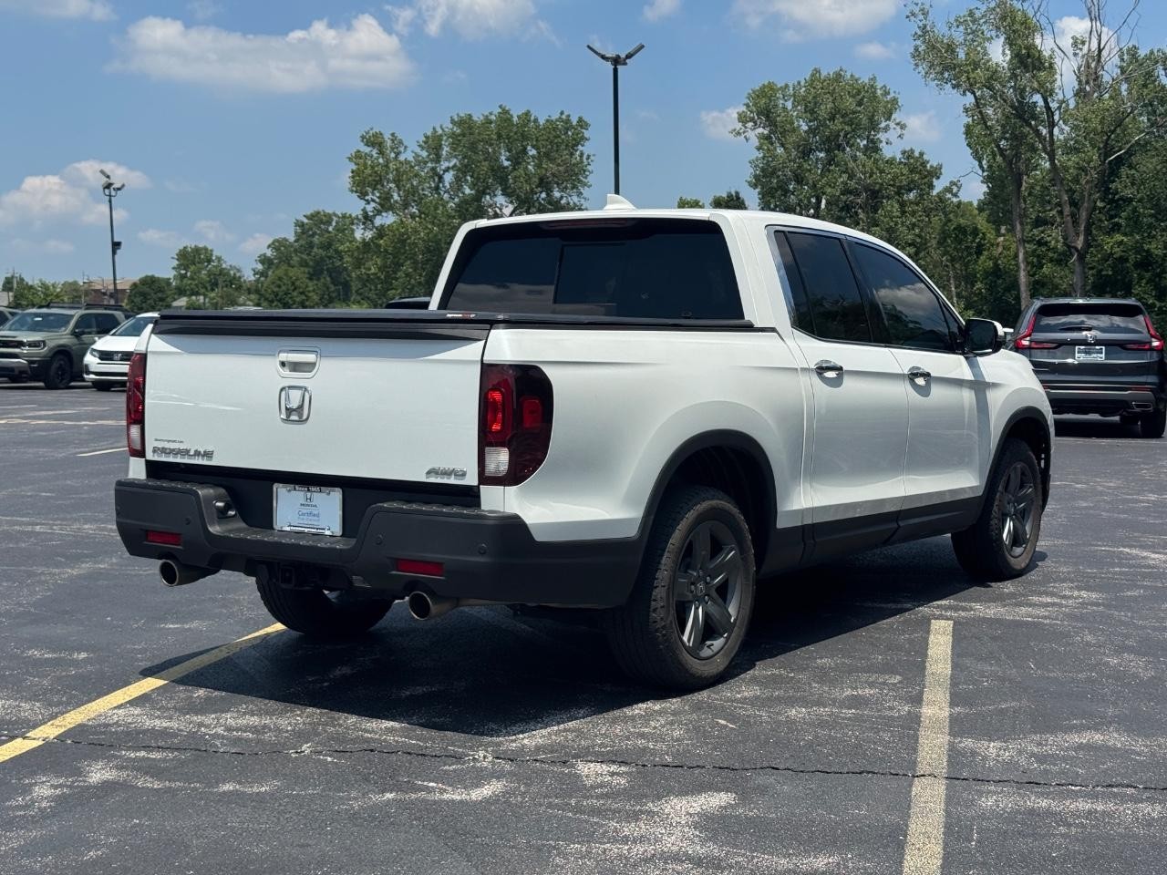 Honda Ridgeline Vehicle Full-screen Gallery Image 04