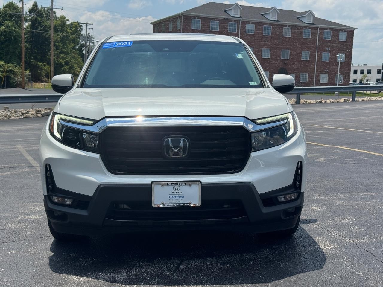Honda Ridgeline Vehicle Full-screen Gallery Image 10