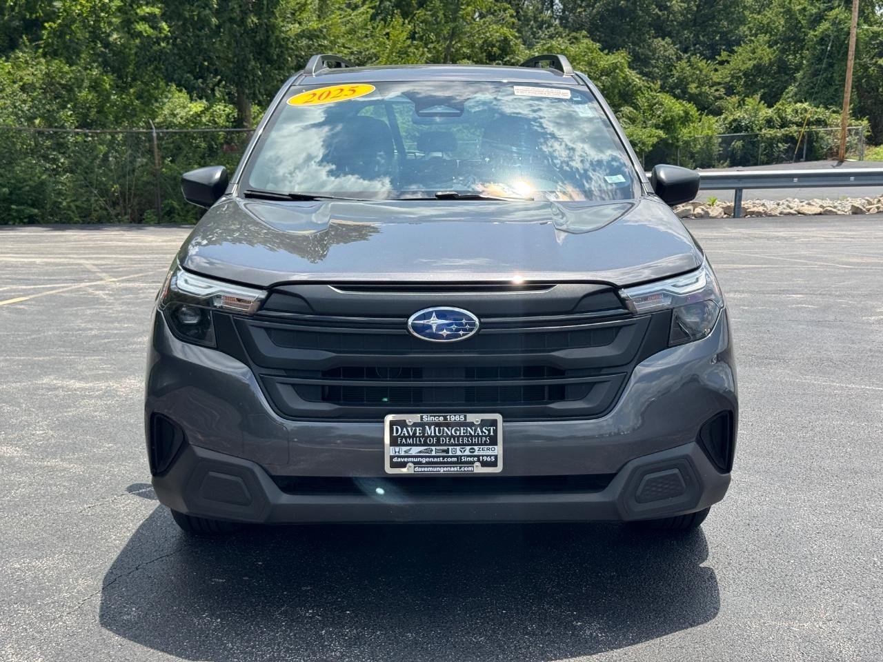 Subaru Forester Vehicle Full-screen Gallery Image 10