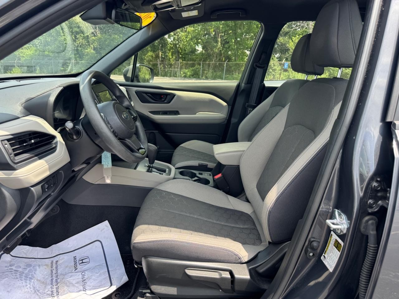 Subaru Forester Vehicle Full-screen Gallery Image 18