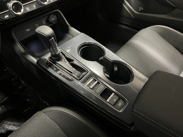 Honda Civic Sedan Hybrid Vehicle Full-screen Gallery Image 23
