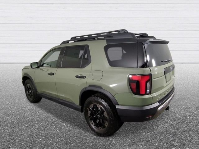 Honda Passport Vehicle Full-screen Gallery Image 04