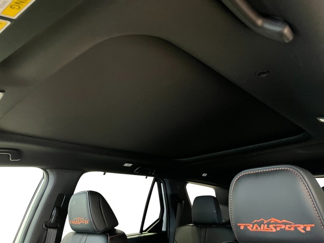 Honda Pilot Vehicle Full-screen Gallery Image 16