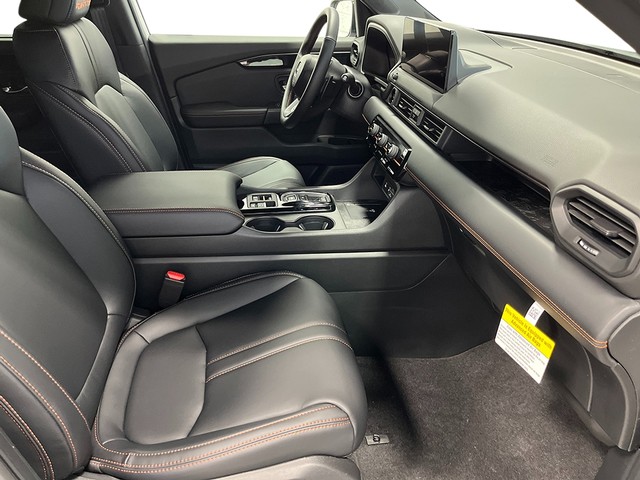Honda Pilot Vehicle Full-screen Gallery Image 31