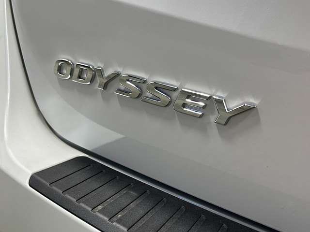 Honda Odyssey Vehicle Full-screen Gallery Image 07