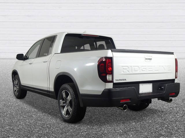 Honda Ridgeline Vehicle Full-screen Gallery Image 04