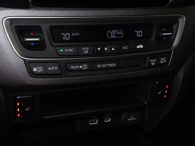 Honda Ridgeline Vehicle Full-screen Gallery Image 23