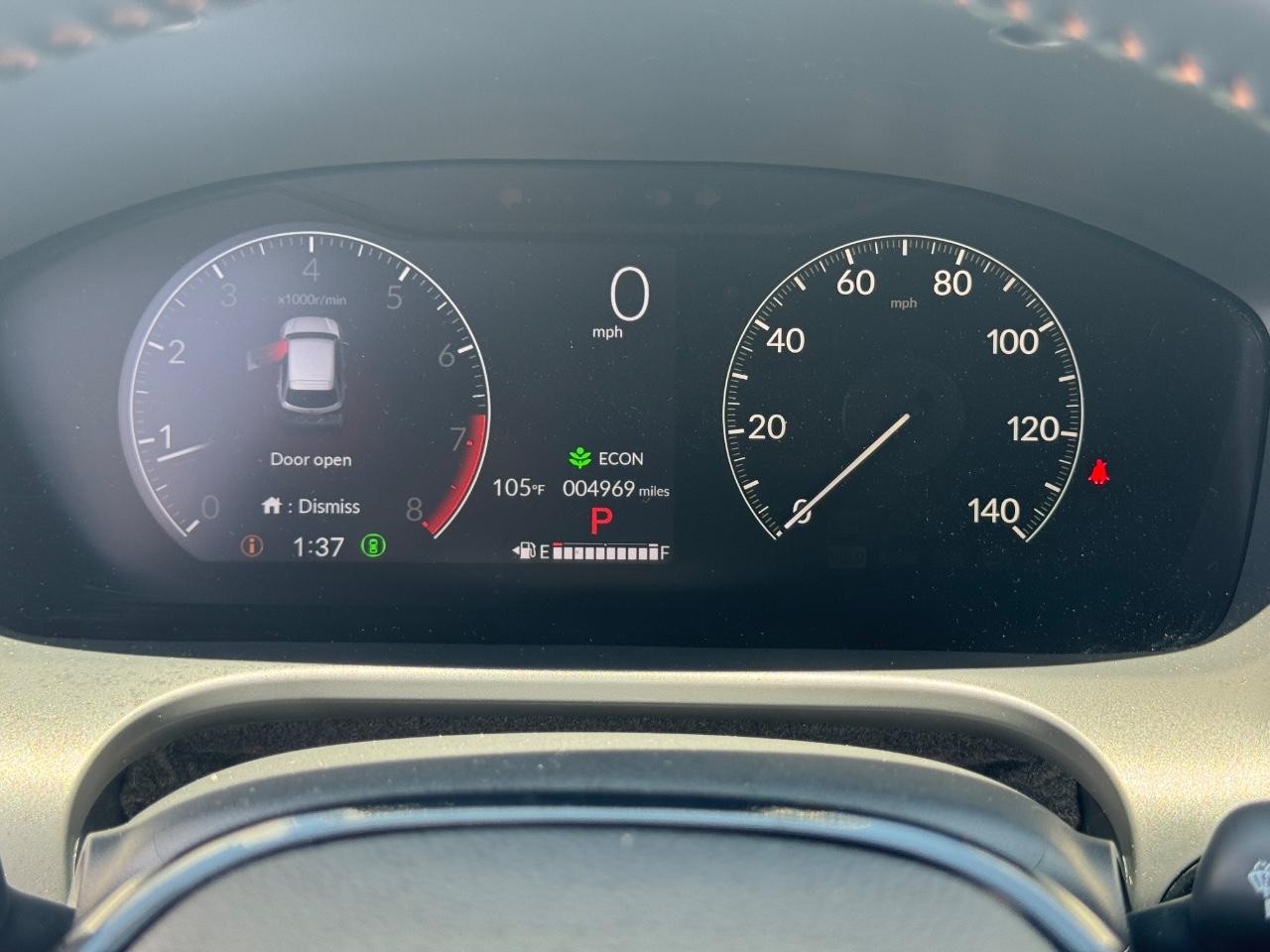 Honda HR-V Vehicle Full-screen Gallery Image 19