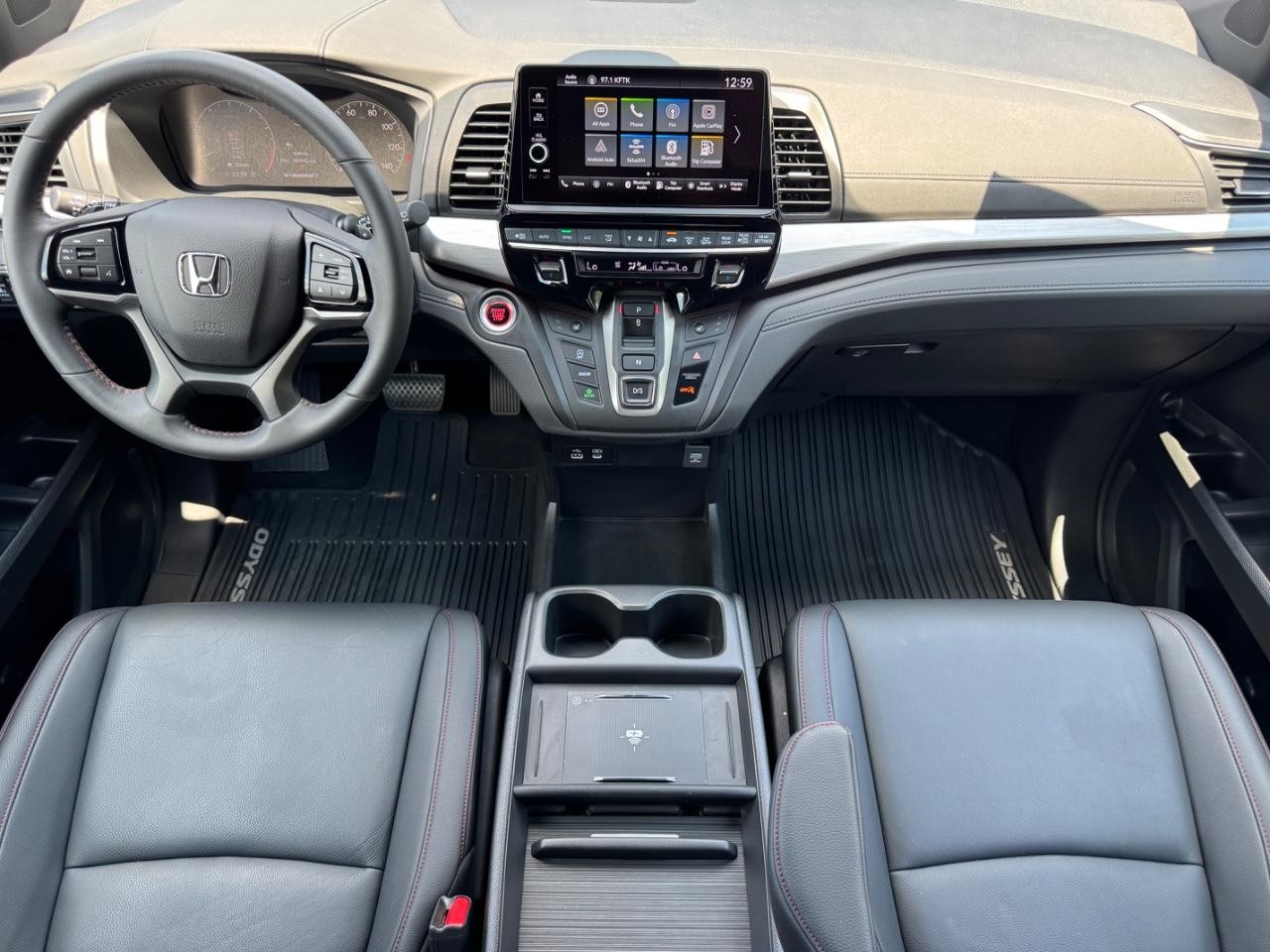 Honda Odyssey Vehicle Full-screen Gallery Image 13