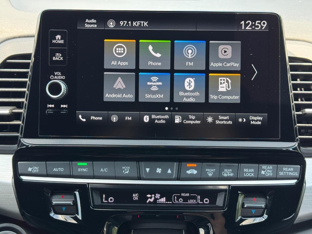 Honda Odyssey Vehicle Full-screen Gallery Image 15