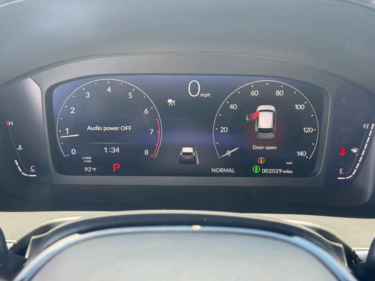 Honda CR-V Vehicle Full-screen Gallery Image 21