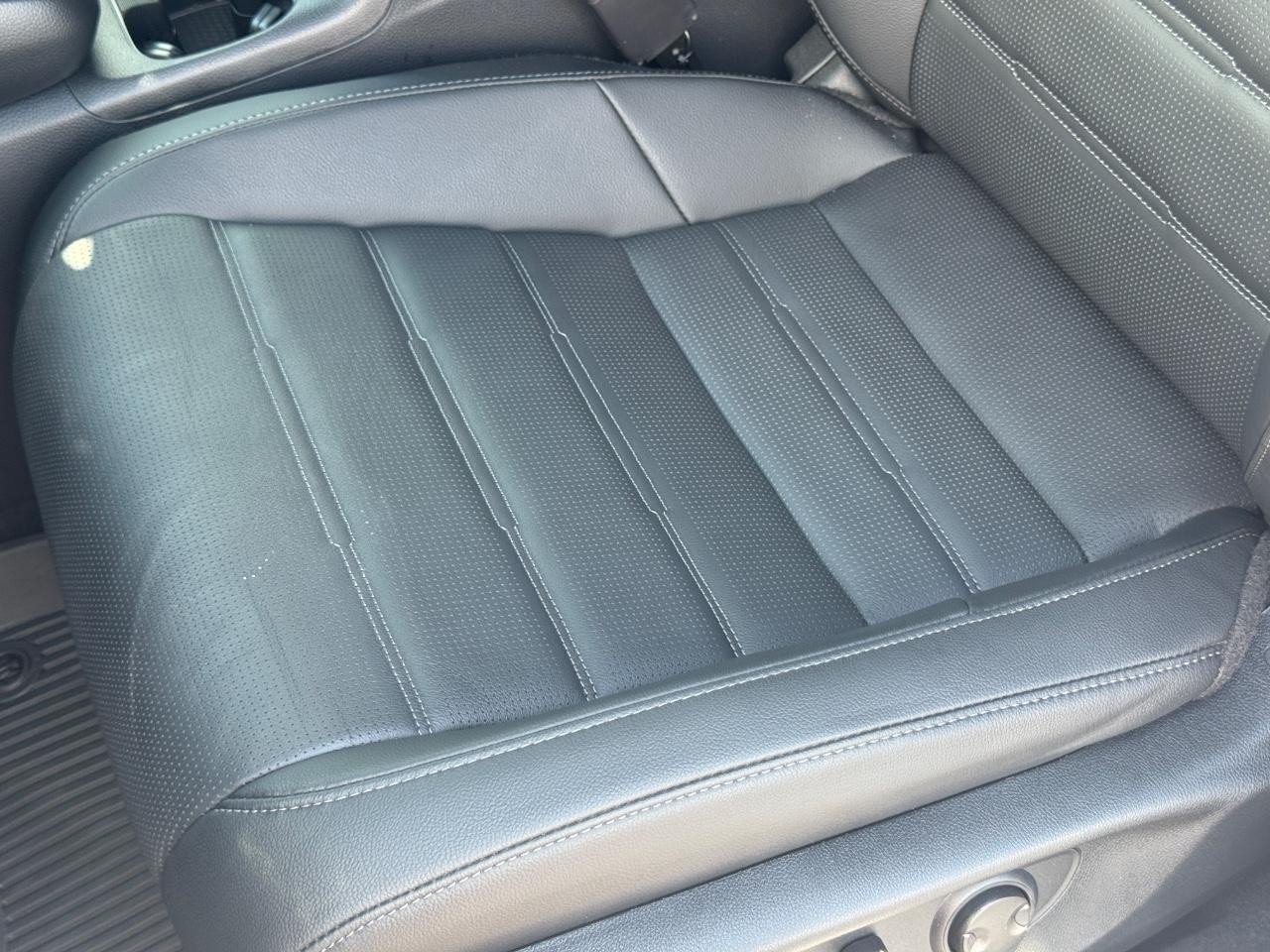 Honda CR-V Vehicle Full-screen Gallery Image 27