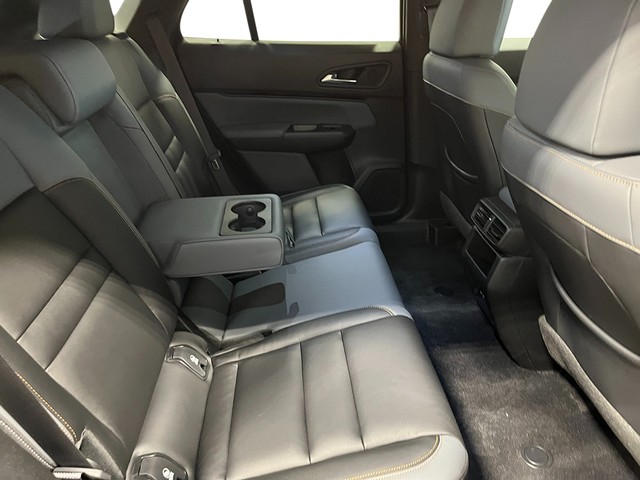 Honda Prologue Vehicle Full-screen Gallery Image 26
