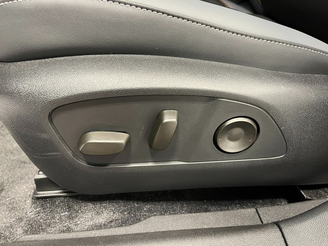 Honda Prologue Vehicle Full-screen Gallery Image 28