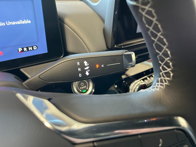 Honda Prologue Vehicle Full-screen Gallery Image 29