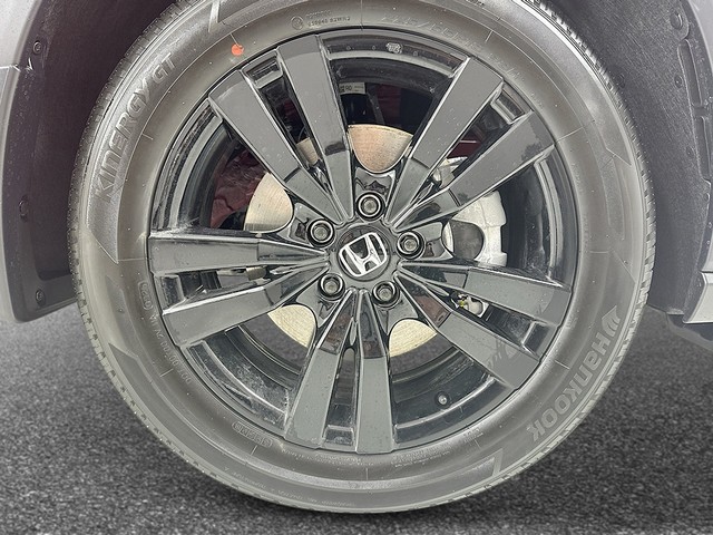 Honda HR-V Vehicle Full-screen Gallery Image 10