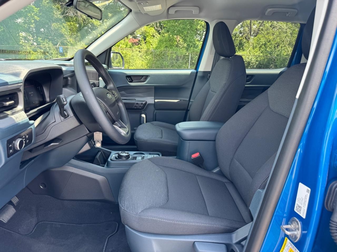 Ford Maverick Vehicle Full-screen Gallery Image 18
