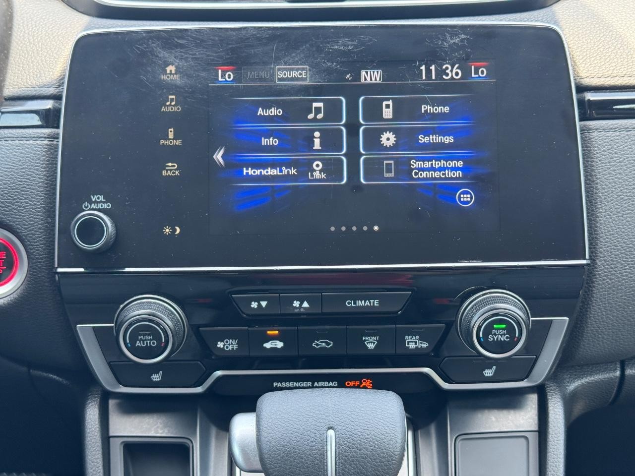 Honda CR-V Vehicle Full-screen Gallery Image 14
