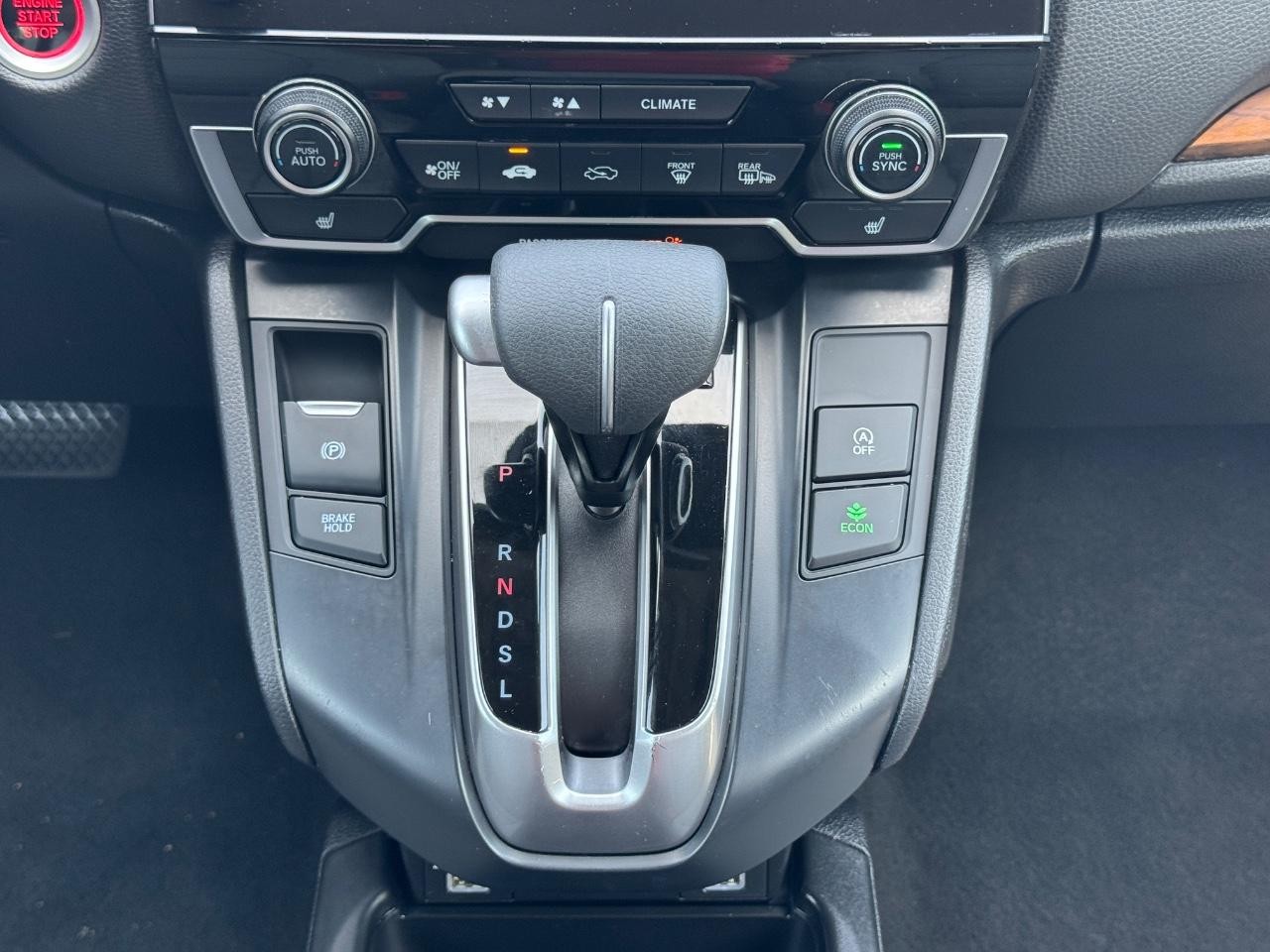 Honda CR-V Vehicle Full-screen Gallery Image 15