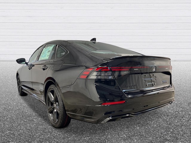 Honda Accord Hybrid Vehicle Full-screen Gallery Image 04