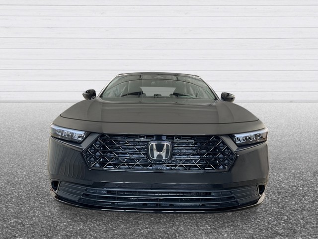 Honda Accord Hybrid Vehicle Full-screen Gallery Image 11