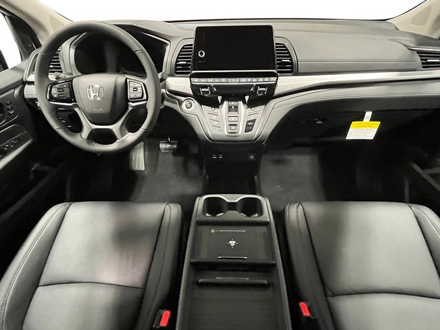 Honda Odyssey Vehicle Full-screen Gallery Image 24