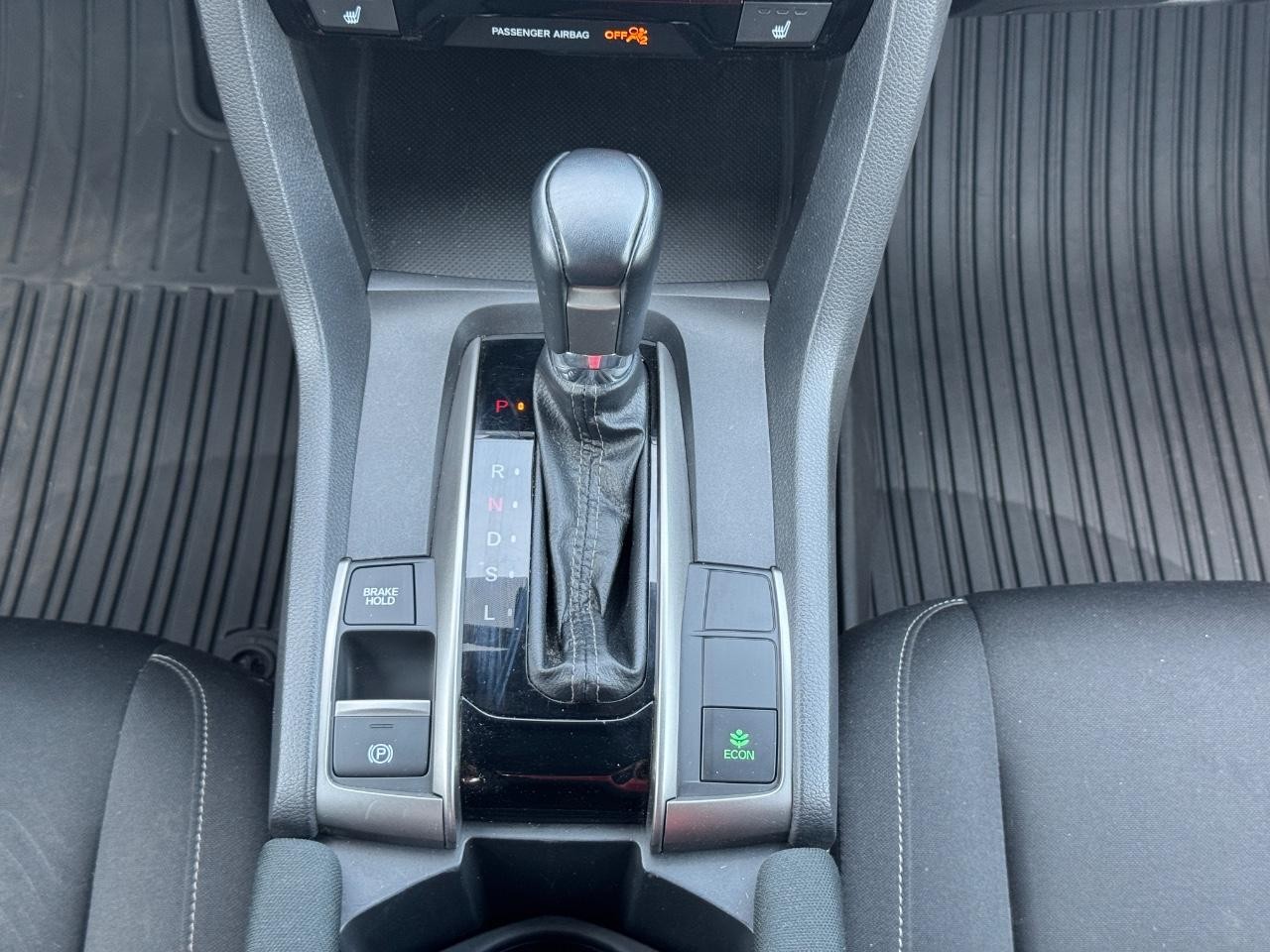 Honda Civic Hatchback Vehicle Full-screen Gallery Image 15
