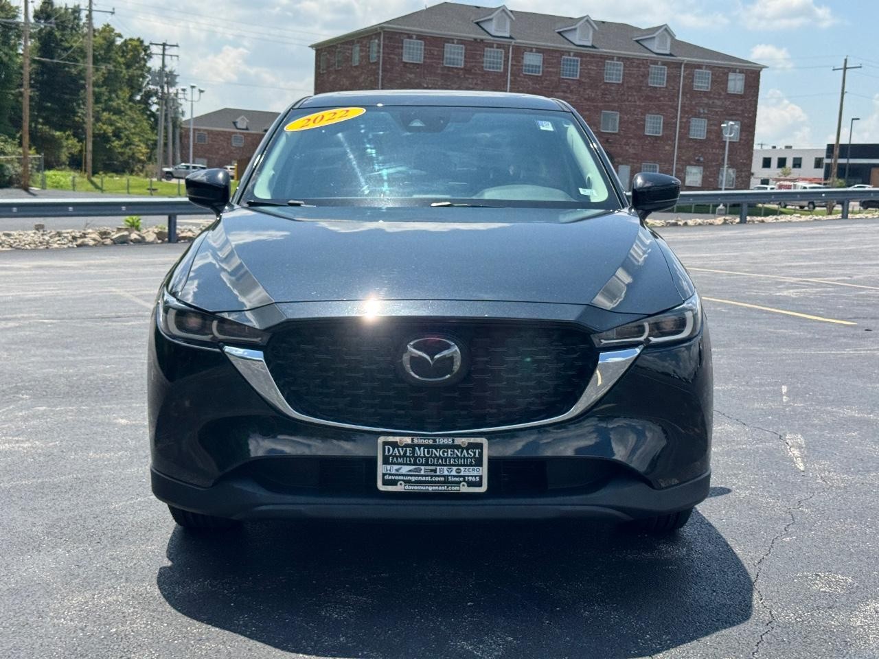 Mazda CX-5 Vehicle Full-screen Gallery Image 10