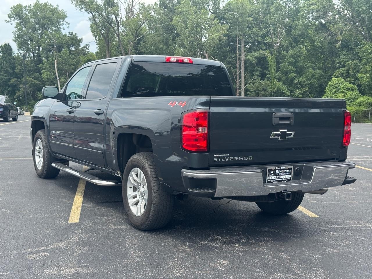 Chevrolet Silverado 1500 Vehicle Full-screen Gallery Image 07