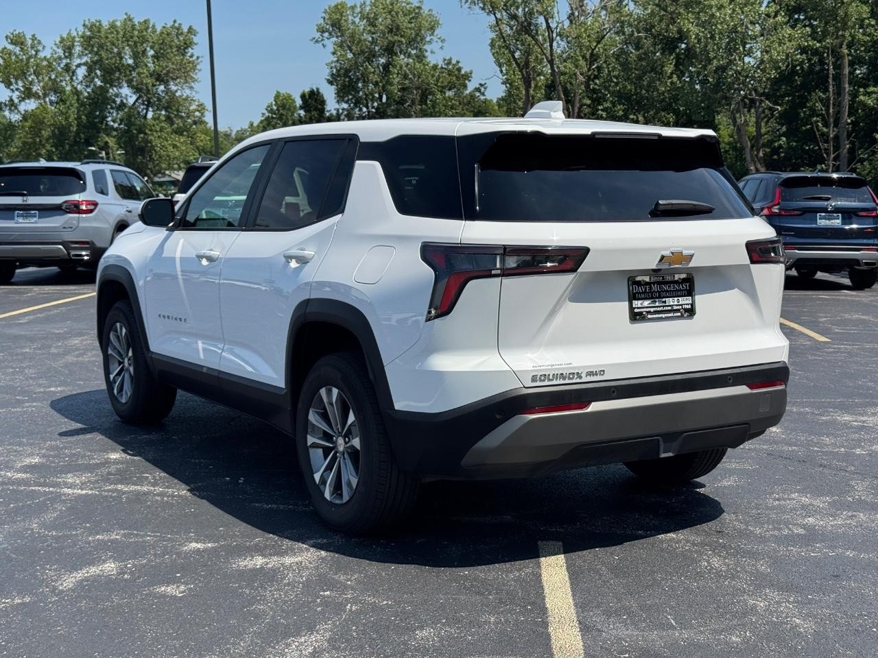 Chevrolet Equinox Vehicle Full-screen Gallery Image 07