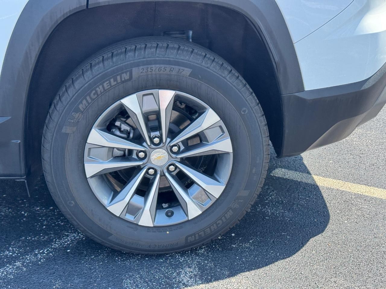 Chevrolet Equinox Vehicle Full-screen Gallery Image 08
