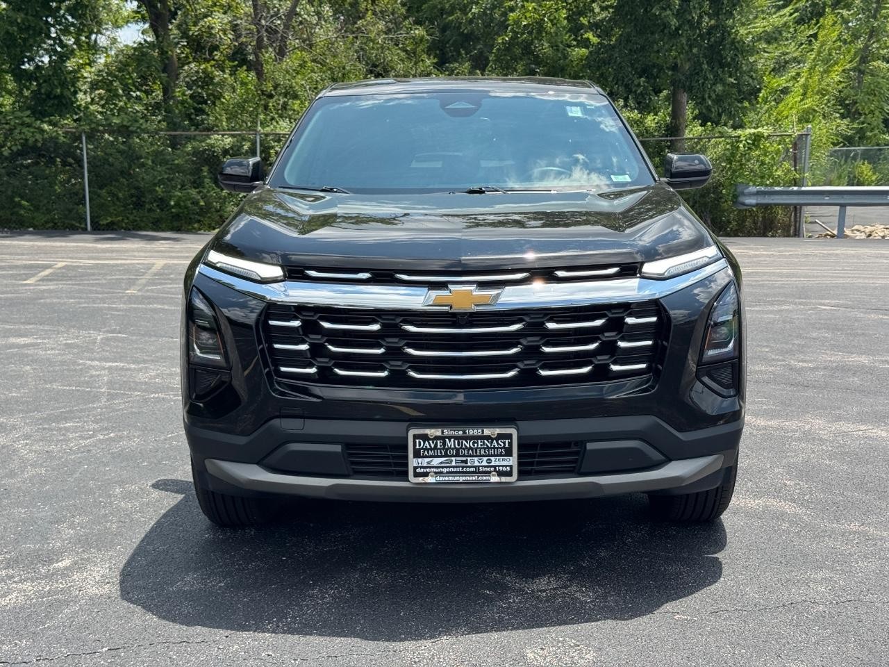 Chevrolet Equinox Vehicle Full-screen Gallery Image 10