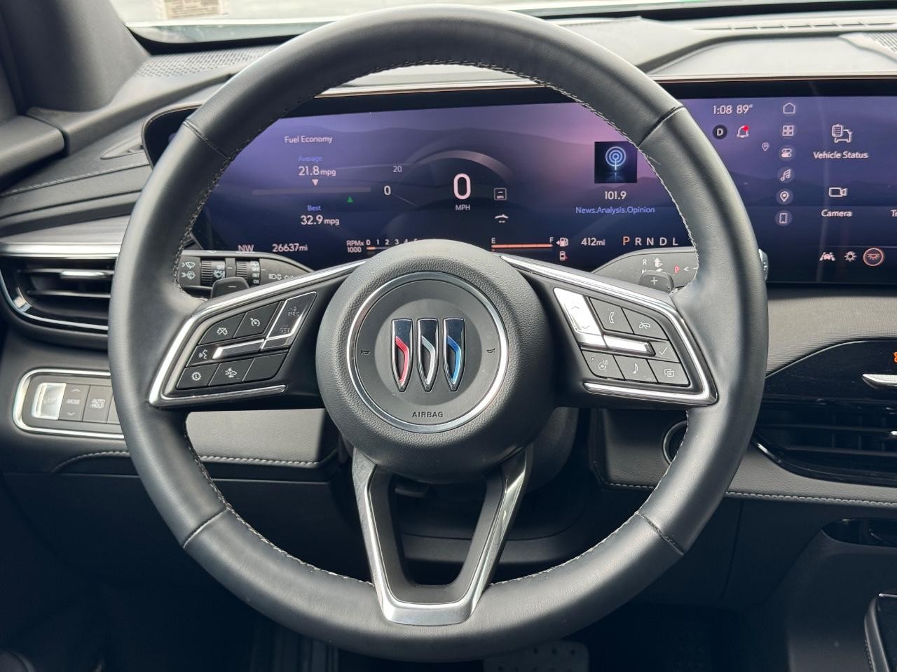 Buick Enclave Vehicle Full-screen Gallery Image 14