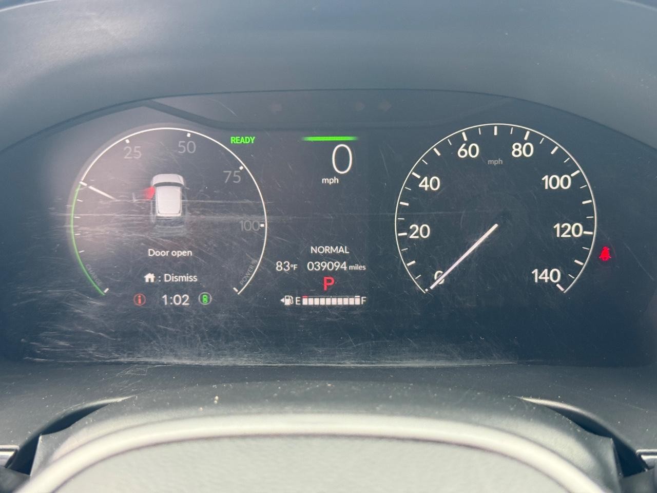 Honda CR-V Hybrid Vehicle Full-screen Gallery Image 20