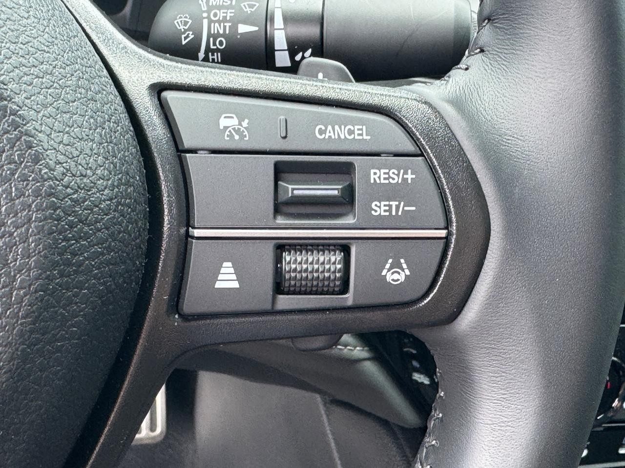 Honda Accord Hybrid Vehicle Full-screen Gallery Image 23