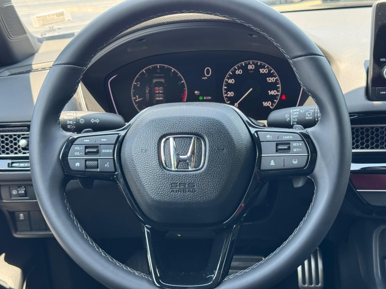 Honda Civic Hatchback Vehicle Full-screen Gallery Image 13