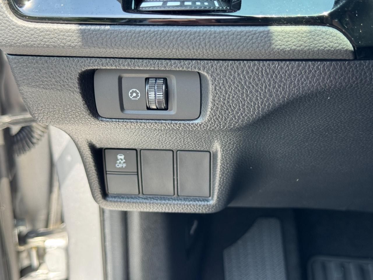 Honda Civic Hatchback Vehicle Full-screen Gallery Image 22