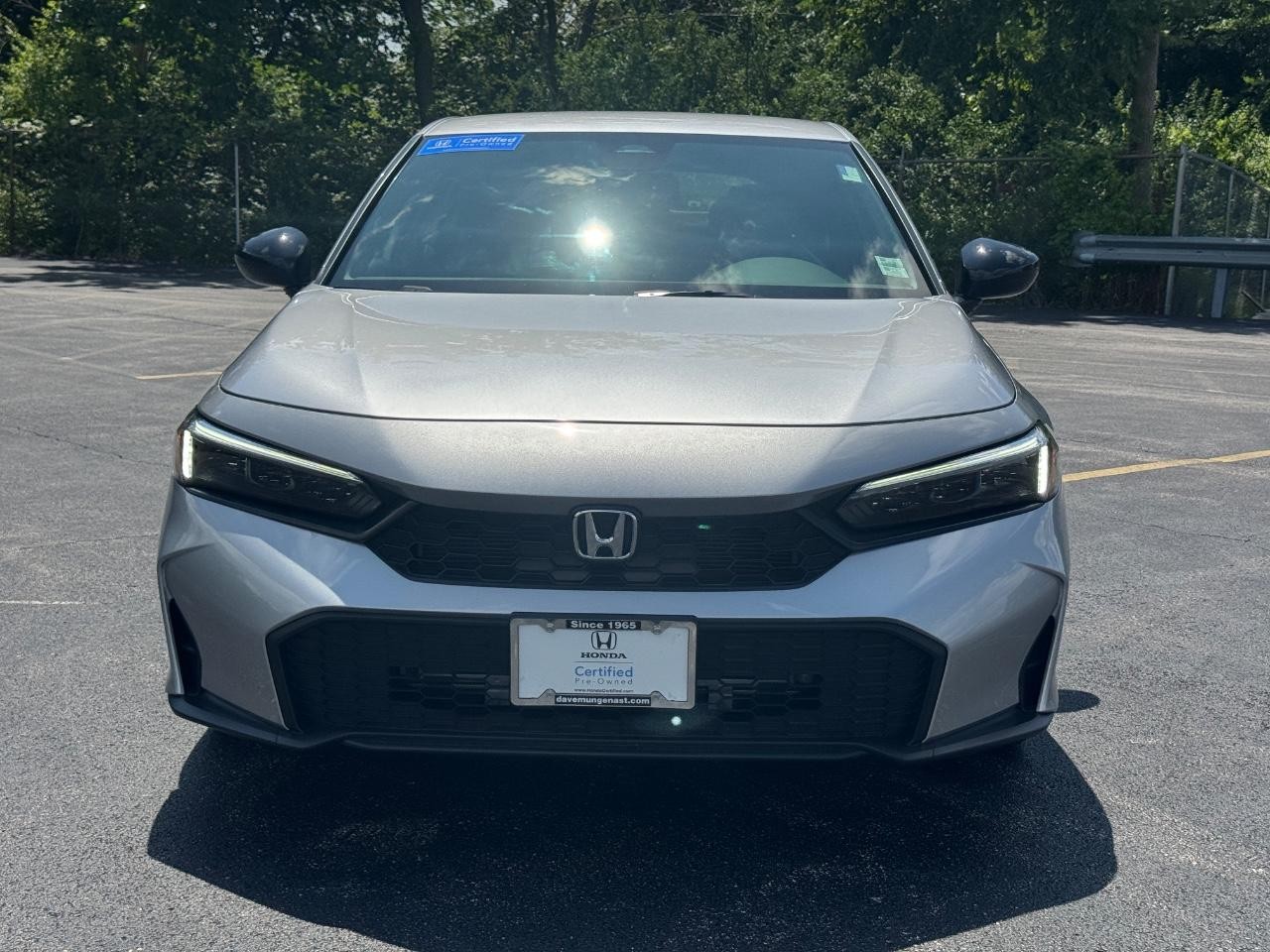 Honda Civic Hatchback Vehicle Full-screen Gallery Image 10