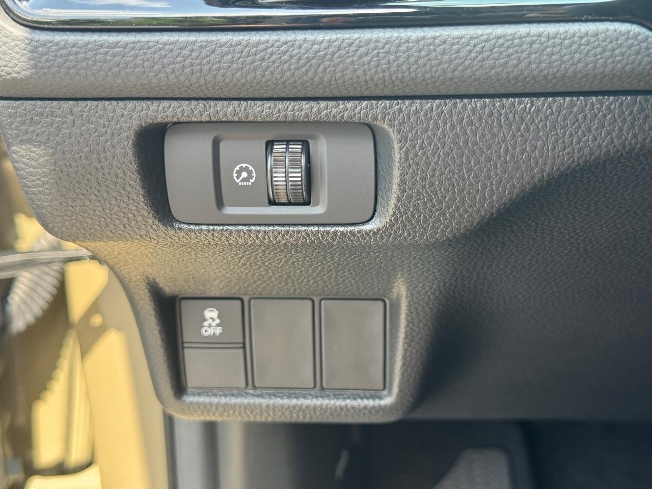 Honda Civic Hatchback Vehicle Full-screen Gallery Image 22